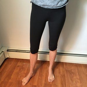 Athleta Crop Legging